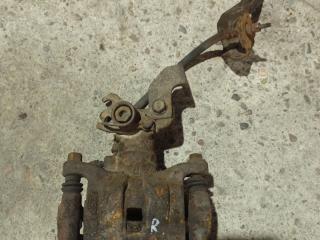 суппорт задний правый Mazda 6 1 поколение [рестайлинг] GY 2006, 2.0 л., RF7J, дизель, МКПП, серебристый