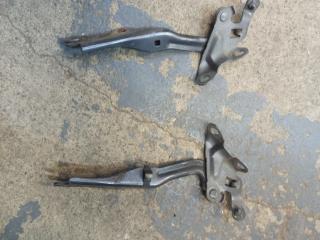 петля капота Mazda 6 1 поколение [рестайлинг] GY 2006, 2.0 л., RF7J, дизель, МКПП, серебристый