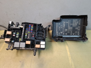 блок предохранителей Hyundai Elantra AD 2018, 2.0 л., бензин, АКПП, серебристый, передний привод