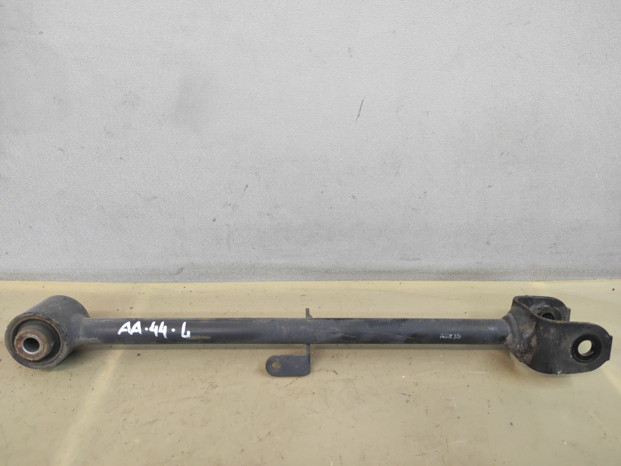 рычаг задний левый Honda Accord 8 поколение CU2 2010, 2.4 л., K24Z3, бензин, АКПП, серый, седан, передний привод, правый руль - фото №1