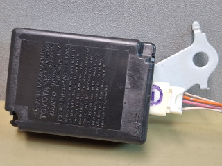 блок управления центральным замком Toyota Camry 7 поколение XV40 ACV40 2009, 2.4 л., 2AZ-FE, бензин, АКПП, синий, седан, передний привод, 89741-06020