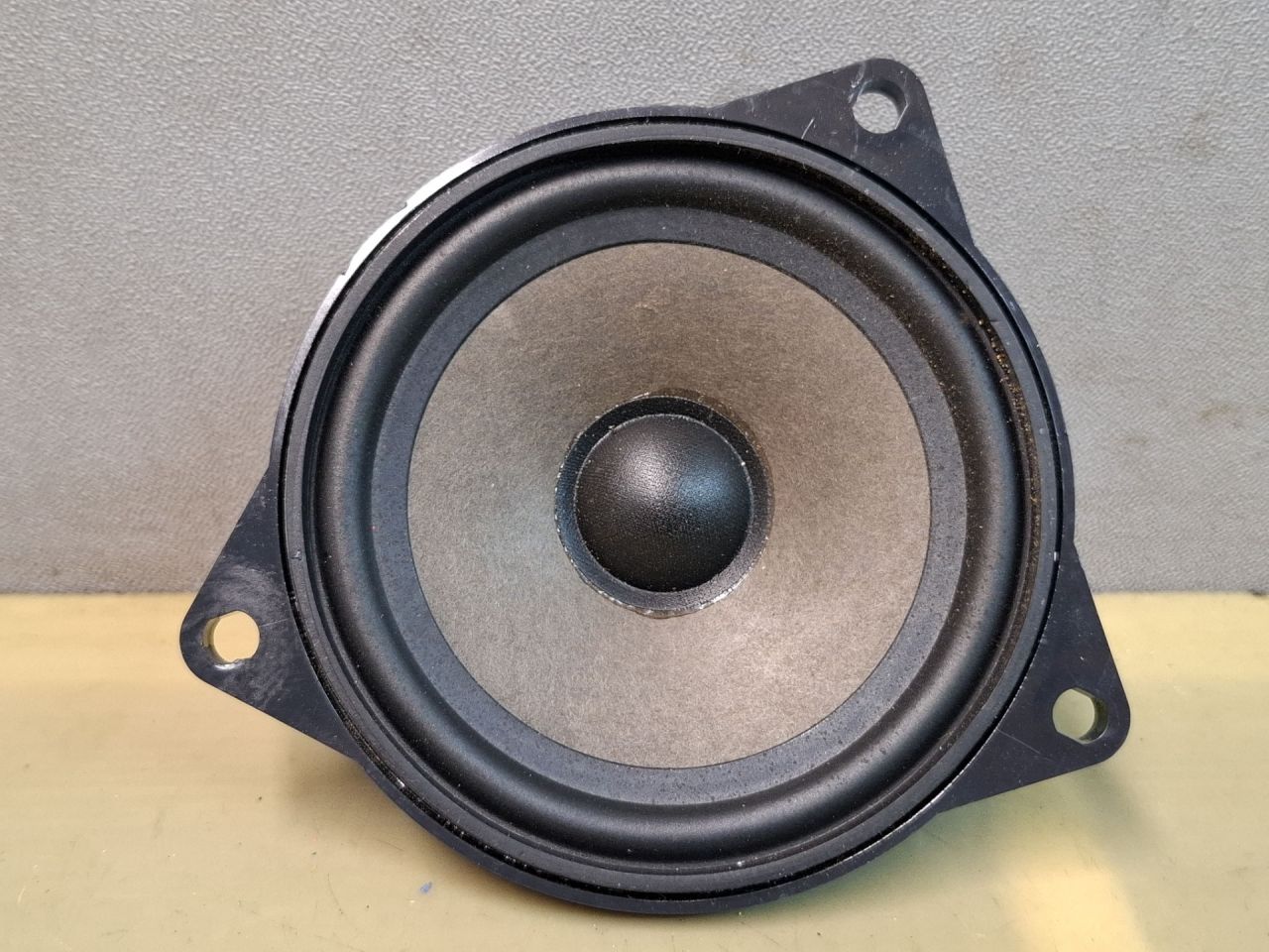 динамик BMW X5 E70 2008, 3.0 л., дизель, АКПП, серый, внедорожник 5 дв., полный привод, правый руль, 6513914149401, 18820010 - фото №1