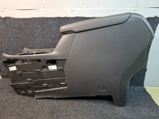 подлокотник Chevrolet Equinox 3 поколение 2018, 2.0 л., бензин, АКПП, передний привод, 84344948