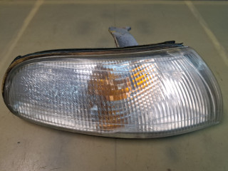 поворотник правый Mazda 626 GE [рестайлинг] GE 1995, 1.8 л., FP, бензин, МКПП, хетчбэк 3 дв., 183172B