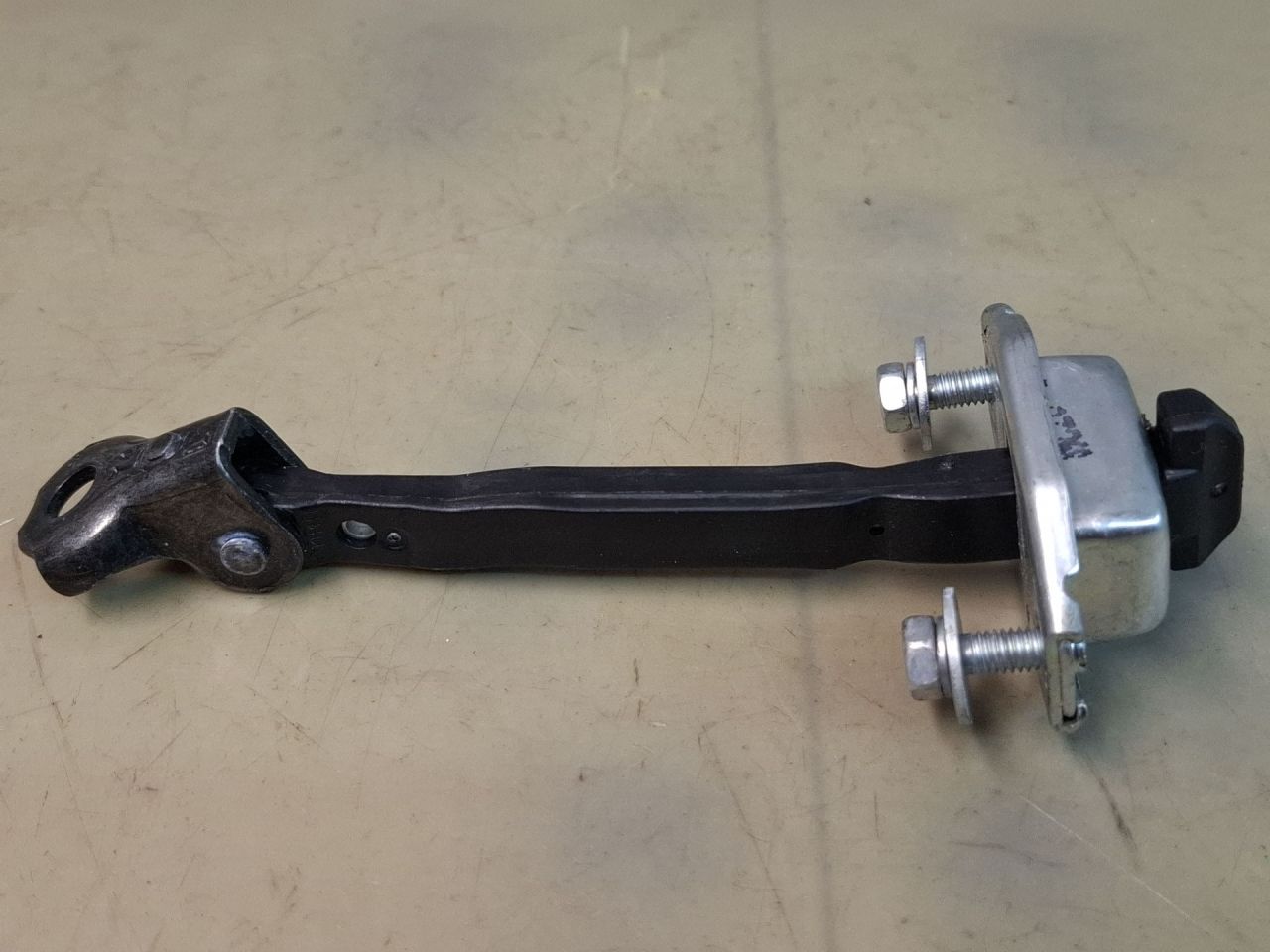 ограничитель открывания двери Acura Integra 4 поколение 2024, 1.5 л., бензин, АКПП, синий, хетчбэк 5 дв., передний привод - фото №1