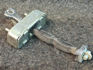 ограничитель открывания двери Toyota Sienna 2 поколение XL20 [рестайлинг] 2008, 3.5 л., 2GR-FE, бензин, АКПП, серебристый, минивэн, передний привод