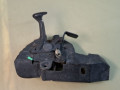 замок капота Toyota Sienna 3 поколение 2011, 3.5 л., 2GR-FE, бензин, АКПП, серый, передний привод - фото №4