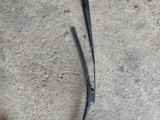 щеткодержатель (поводок стеклоочистителя, дворник) Mazda 6 1 поколение [рестайлинг] GG 2006, 2.0 л., RF7J, дизель, 6МКПП, серый, универсал, передний привод