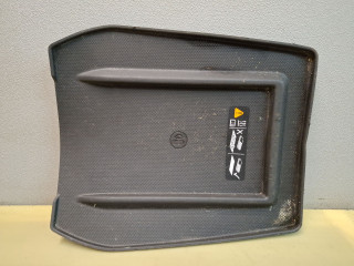 пластик Chevrolet Traverse 2 поколение [рестайлинг] 2022, 3.6 л., бензин, АКПП, белый, внедорожник 5 дв., полный привод, 84584223