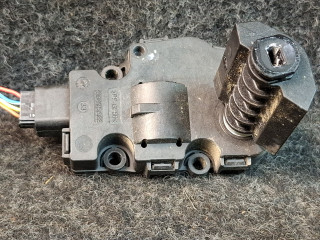 моторчик заслонки печки BMW X4 F26 2016, 2.0 л., дизель, АКПП, черный, T946104A, 020420151B