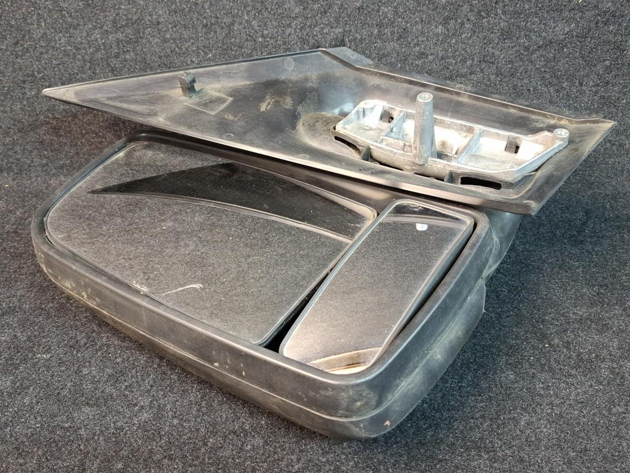 зеркало наружное левое Mercedes-Benz Sprinter 2 поколение (W906) 2007, 2.1 л., OM 646.701, дизель, МКПП, красный - фото №1