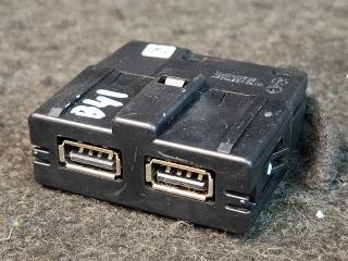 разъем AUX / USB Volkswagen Atlas 1 поколение 2019, 3.6 л., бензин, АКПП, серебристый, внедорожник 5 дв., полный привод, 5Q0035726L