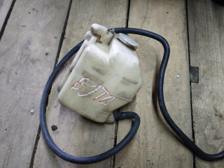 бачок расширительный Mazda 323 6 поколение 2000, 2.0 л., дизель