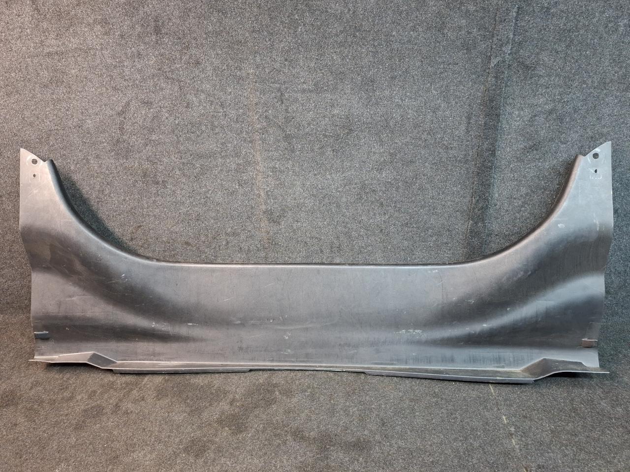 накладка внутренняя на заднюю панель кузова Toyota Camry 7 поколение XV40 2008, 2.4 л., 2AZ-FE, бензин, АКПП, седан, передний привод, 58387-06060 - фото №1