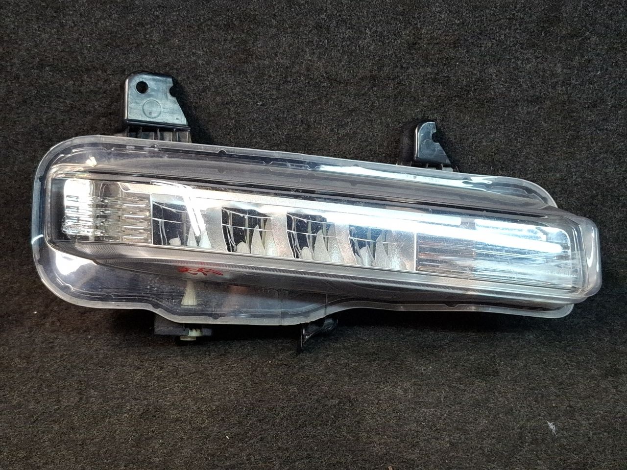 фара противотуманная правая Ford Explorer 6 поколение U625 2020, 3.0 л., бензин, АКПП, внедорожник 5 дв., полный привод, PA1NH948898-22 - фото №1