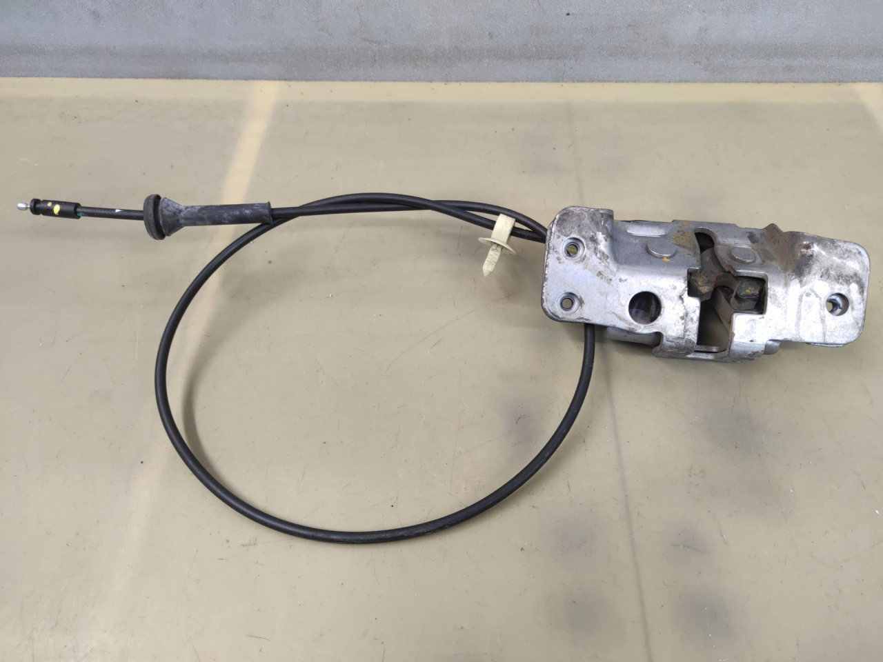 замок двери сдвижной Dodge Grand caravan 5 поколение 2011, 3.6 л., бензин, АКПП, минивэн, 545AB1152 - фото №1