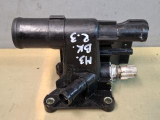 фланец (тройник) системы охлаждения Mazda 3 BK 2005, 2.3 л.