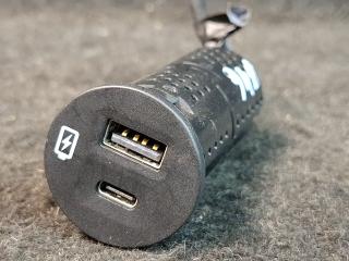разъем AUX / USB Ford Bronco SPORT 1 2021, 1.5 л., бензин, АКПП, синий, внедорожник 5 дв., полный привод, MU5T-19J211-GA