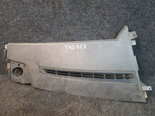 накладка на торпедо (консоль) Mercedes-Benz Sprinter 2 поколение (W906) 2007, 2.1 л., OM 646.701, дизель, МКПП, красный, A9066890107