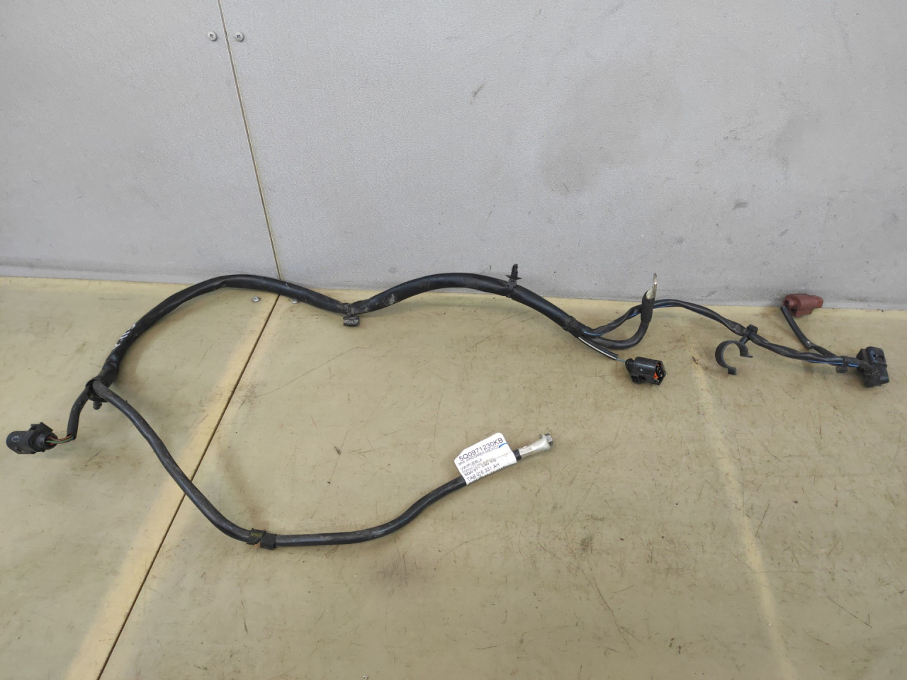 проводка Volkswagen Jetta 7 поколение 2019, 1.4 л., бензин, АКПП, синий, седан, передний привод, 5Q0971230KB - фото №1