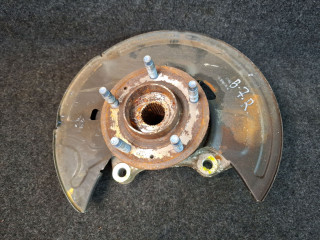 кулак поворотный правый Chevrolet Equinox 3 поколение 2018, 2.0 л., бензин, АКПП, передний привод