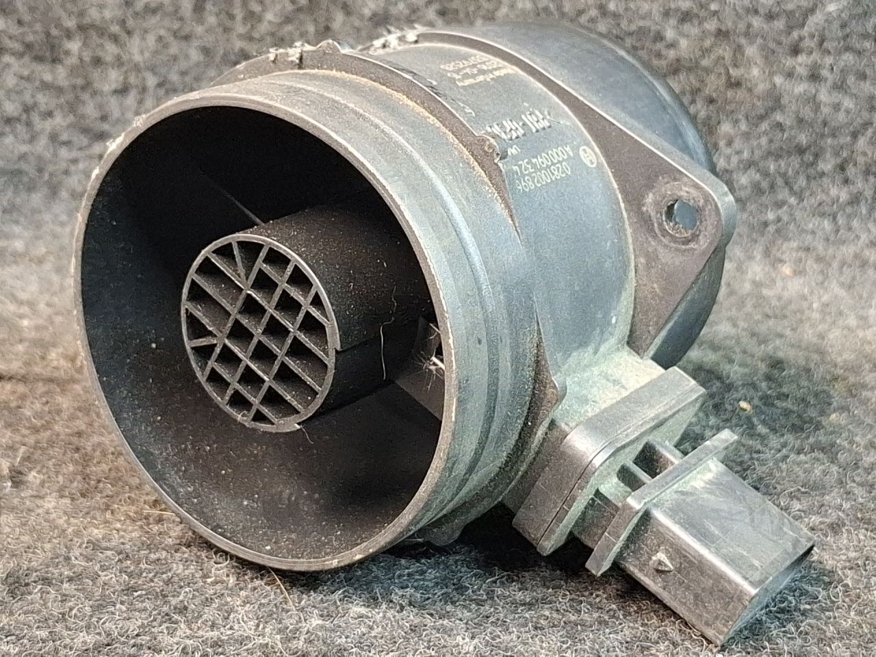 расходомер воздуха Mercedes-Benz Sprinter 2 поколение (W906) 2007, 2.1 л., OM 646.701, дизель, МКПП, красный, 33792528, A0000943248, 0281002896 - фото №1