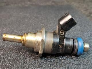 форсунка Mazda CX-7 1 поколение [рестайлинг] 2012, 2.3 л., бензин, E7T20171