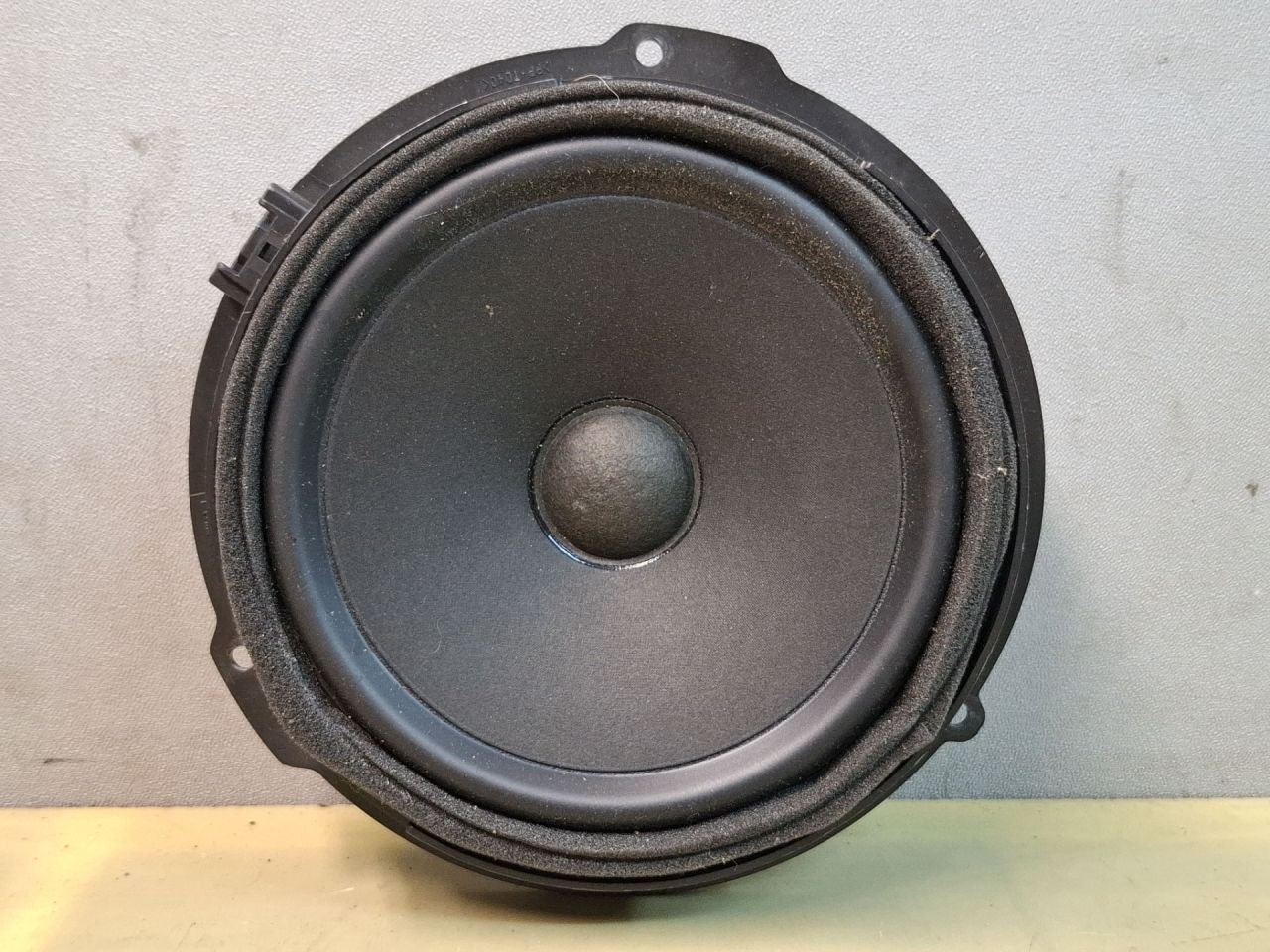 динамик Ford Escape 4 поколение CX482 2021, 2.5 л., гибрид, АКПП, внедорожник 5 дв., полный привод - фото №1