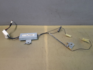 усилитель антенны Toyota Camry 7 поколение XV40 ACV40 2009, 2.4 л., 2AZ-FE, бензин, АКПП, синий, седан, передний привод, 8630006071