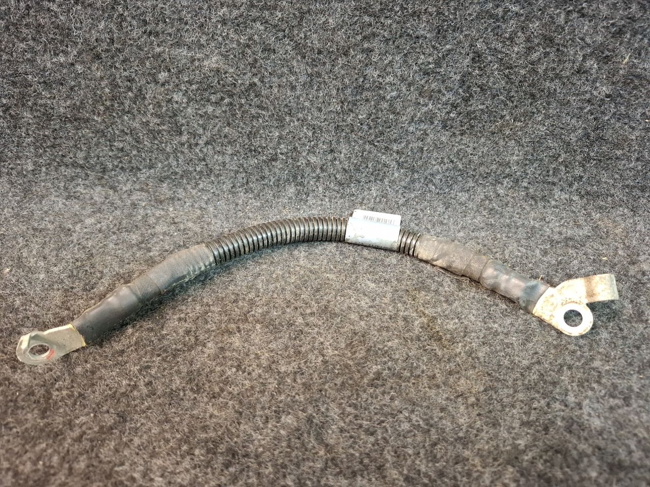 клемма аккумулятора минус Chevrolet Equinox 3 поколение 2018, 2.0 л., бензин, АКПП, передний привод, 84257917 - фото №1