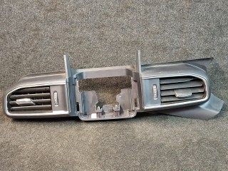 дефлектор обдува салона Ford Explorer 6 поколение U625 2020, 3.0 л., бензин, АКПП, внедорожник 5 дв., полный привод, LB5B-19F648-D