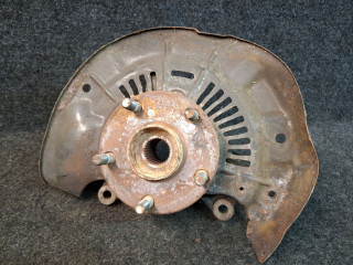 кулак поворотный правый Toyota Sienna 3 поколение 2011, 3.5 л., 2GR-FE, бензин, АКПП, серый, передний привод