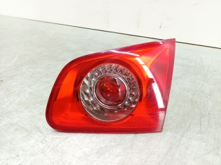 фонарь крышки багажника правый Volkswagen Passat B6 2010, 1.9 л., TDi PD, BXE, дизель, 6МКПП, универсал, передний привод, 3C5945094F
