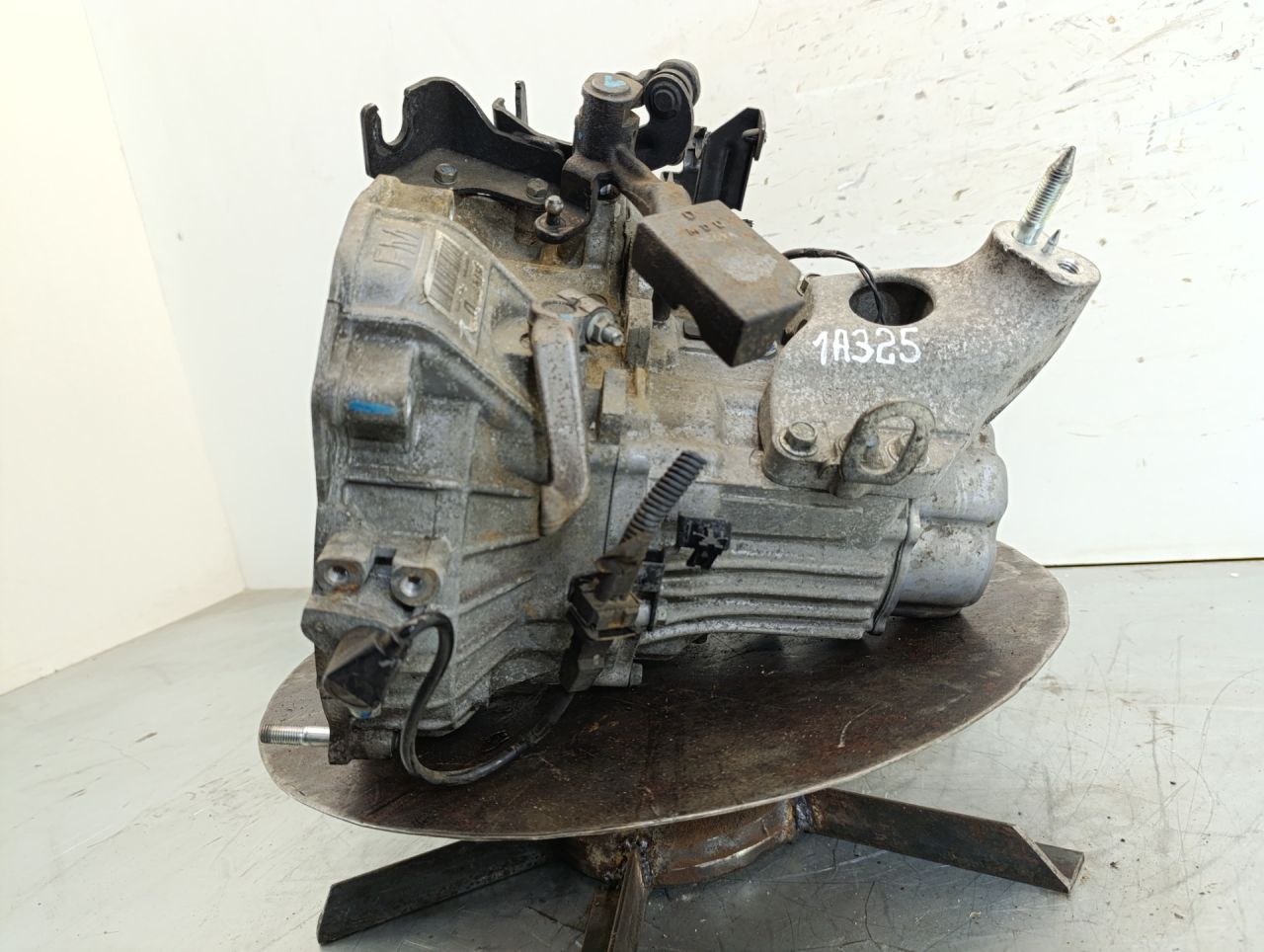 КПП механическая (МКПП) Ford C-Max 2 поколение 2011, 1.6 л., i, JQDB, бензин, 5МКПП, минивэн, передний привод, PM97909 - фото №1