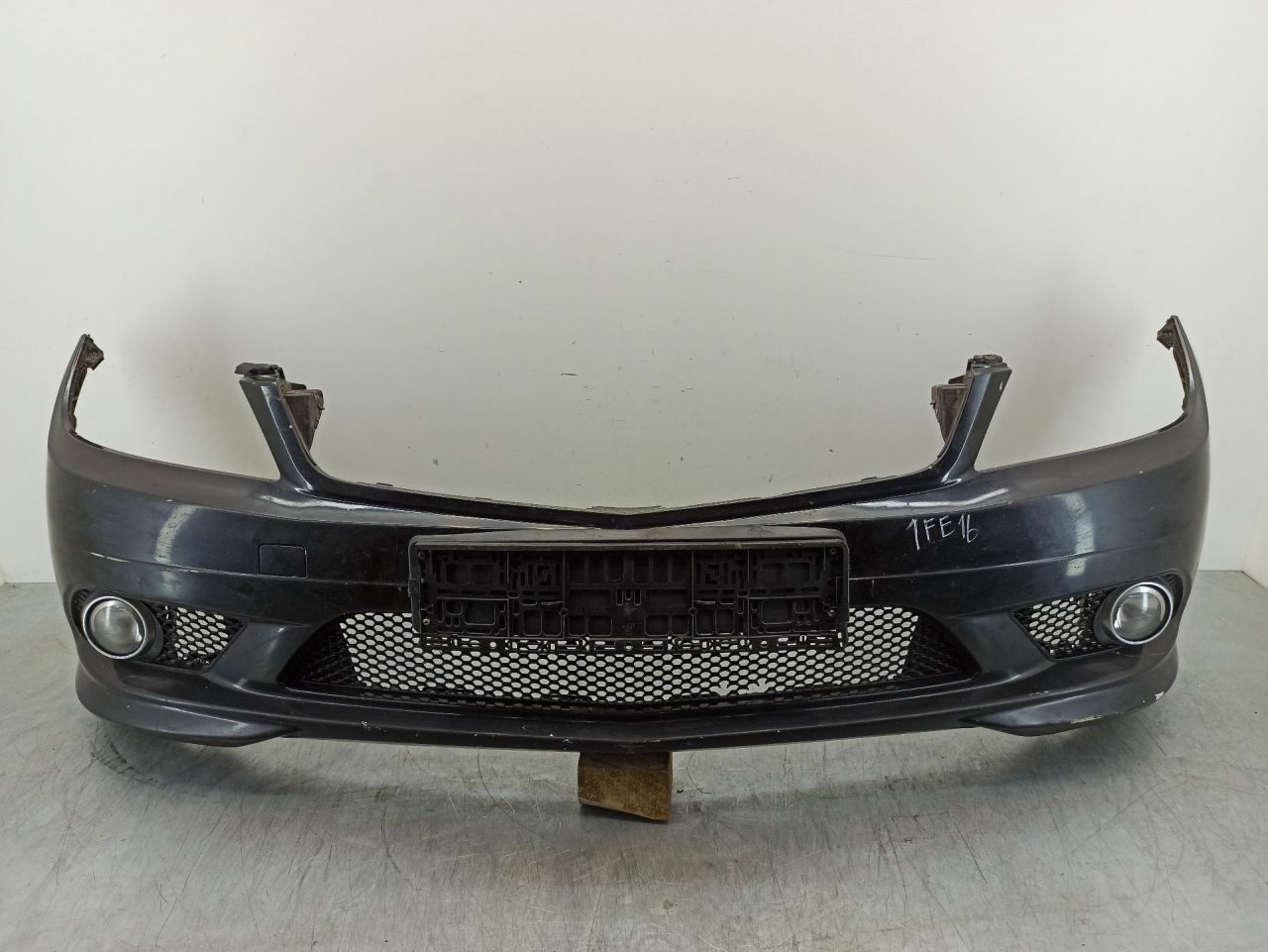 бампер передний Mercedes-Benz C-Класс W204/S204 2008, 2.2 л., CDi, дизель, АКПП, чёрный, седан, передний привод, правый руль, A20488537259999 - фото №1