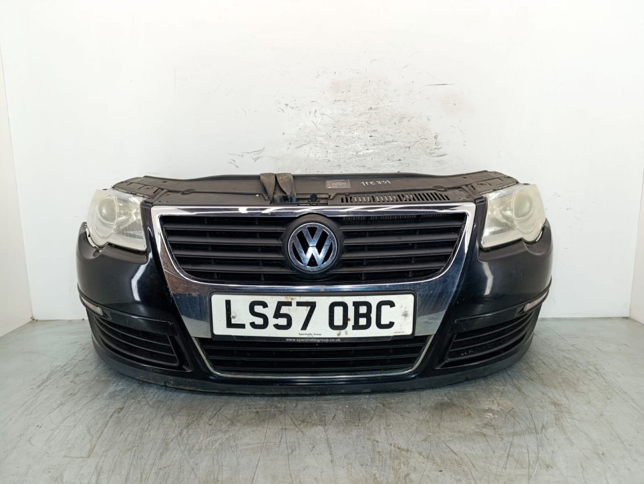 передняя часть (ноускат) Volkswagen Passat B6 2007, 2.0 л., TDi PD, BKP, дизель, 6МКПП, седан, передний привод - фото №1