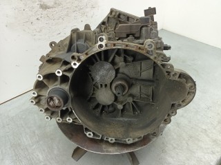КПП механическая (МКПП) Land Rover Freelander 2 поколение 2009, 2.2 л., TD, 224DT, дизель, 6МКПП, внедорожник 5 дв., полный привод, LR014588, AG9R-7002-FA