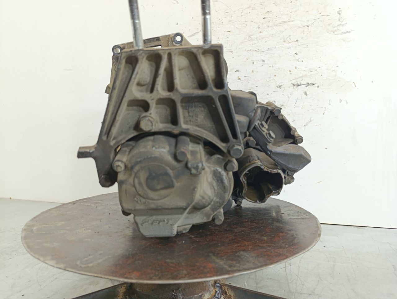 КПП механическая (МКПП) Peugeot Bipper 1 поколение 2011, 1.3 л., HDi, FHZ (F13DTE5), дизель, 5МКПП, фургон, передний привод, 1680590580, FPT - фото №1