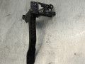 ручка открывания капота Renault Megane 3 поколение 2011, 1.9 л., DCi, F9Q 872, дизель, 6МКПП, серебристый, хетчбэк 5 дв., передний привод, правый руль, 656030006R - фото №2