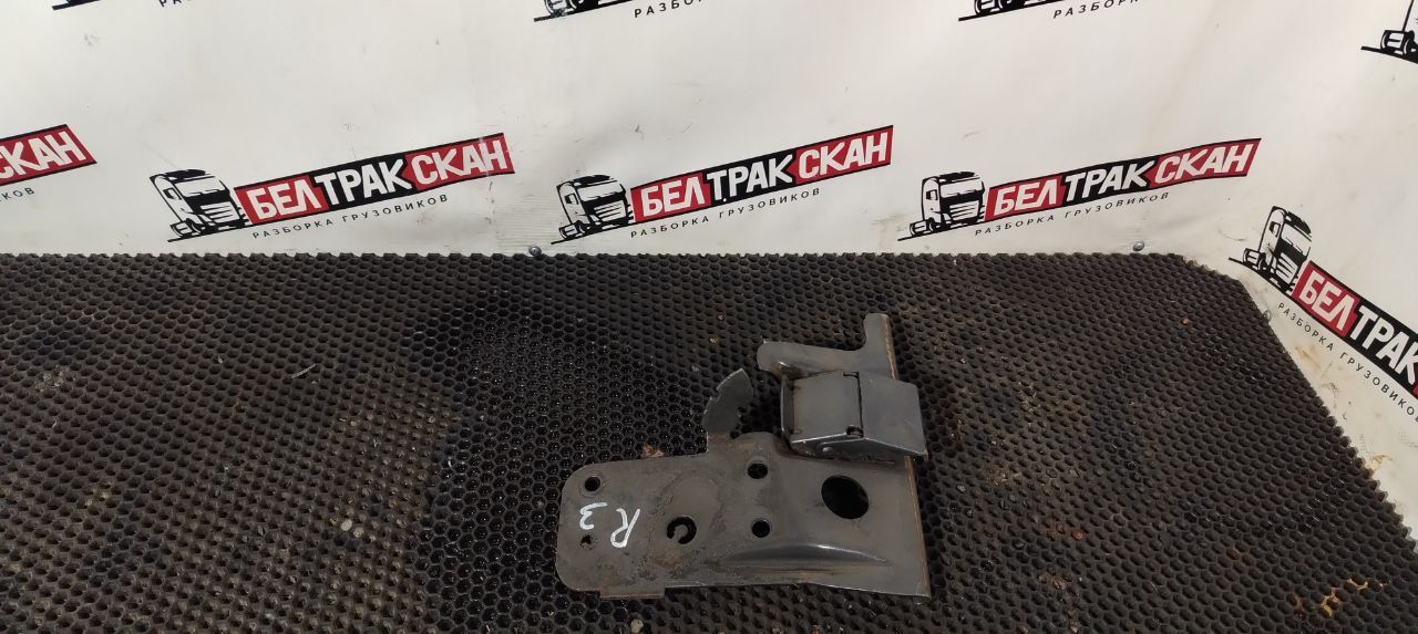 крепление ( кронштейн ) крыла Scania G 5 серия 2013, 1723176, 1543041, 2159825 - фото №1
