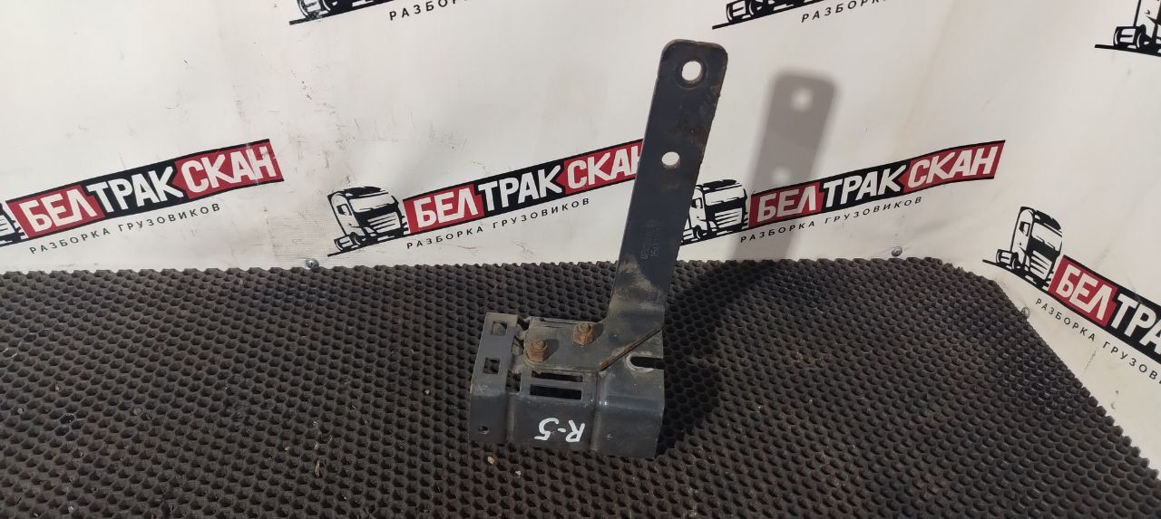 крепление проводки Scania R 5 серия 2012, 11.7 л., DC 12.18, дизель, МКПП, red chilli, задний привод, 1503727, 1519764 - фото №1