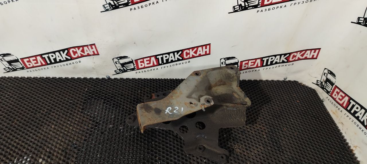 кронштейн гидроусилителя Scania R 5 серия 2011, 11.7 л., DC 12.15, дизель, АКПП, white ivory, задний привод, 1446713, 2211727, 2016107, 1405789, 1358255 - фото №1