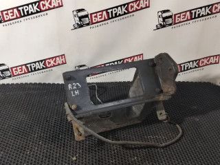 кронштейн (крепление) Scania R 5 серия 2012, 11.7 л., DC 12.15, дизель, АКПП, white ivory, задний привод, 1904757, 1796509