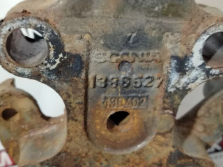 Кронштейн балки Scania R 5 серия 2013, 12.7 л., DC 13.121, дизель, АКПП, red chilli, задний привод, 1363711, 1354637, 1363712, 1354638, 1386527, 1375232