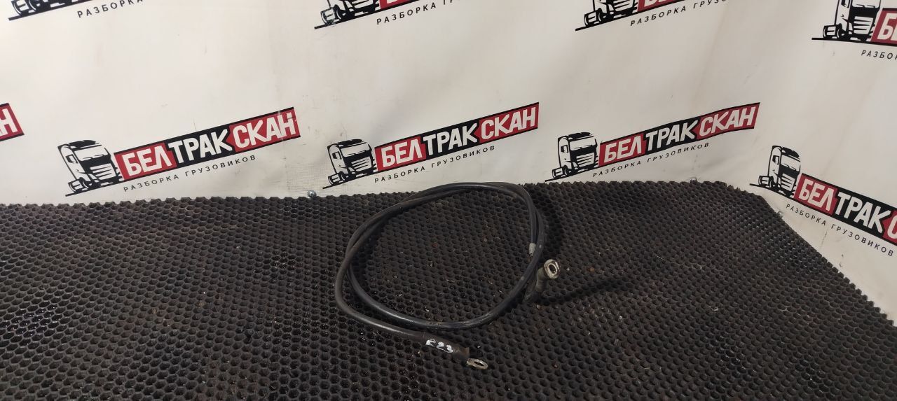 минусовой провод аккумулятора Scania R 5 серия 2012, 11.7 л., DC 12.15, дизель, АКПП, white ivory, задний привод, 1721486, 1488037 - фото №1