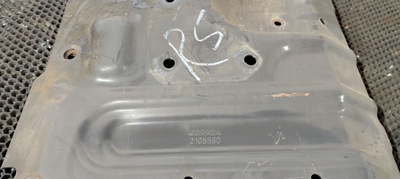 кронштейн (крепление) Scania R 5 серия 2012, 11.7 л., DC 12.18, дизель, МКПП, red chilli, задний привод, 2105660, 1793016 - фото №1