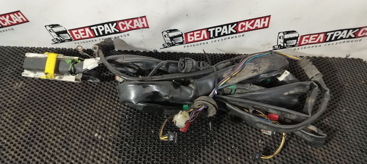 проводка Scania R 5 серия 2012, 11.7 л., DC 12.15, дизель, АКПП, white ivory, задний привод, 1930085, 1766570, 1731020, 1720556, 1484785, 1766568, 1930083 - фото №1