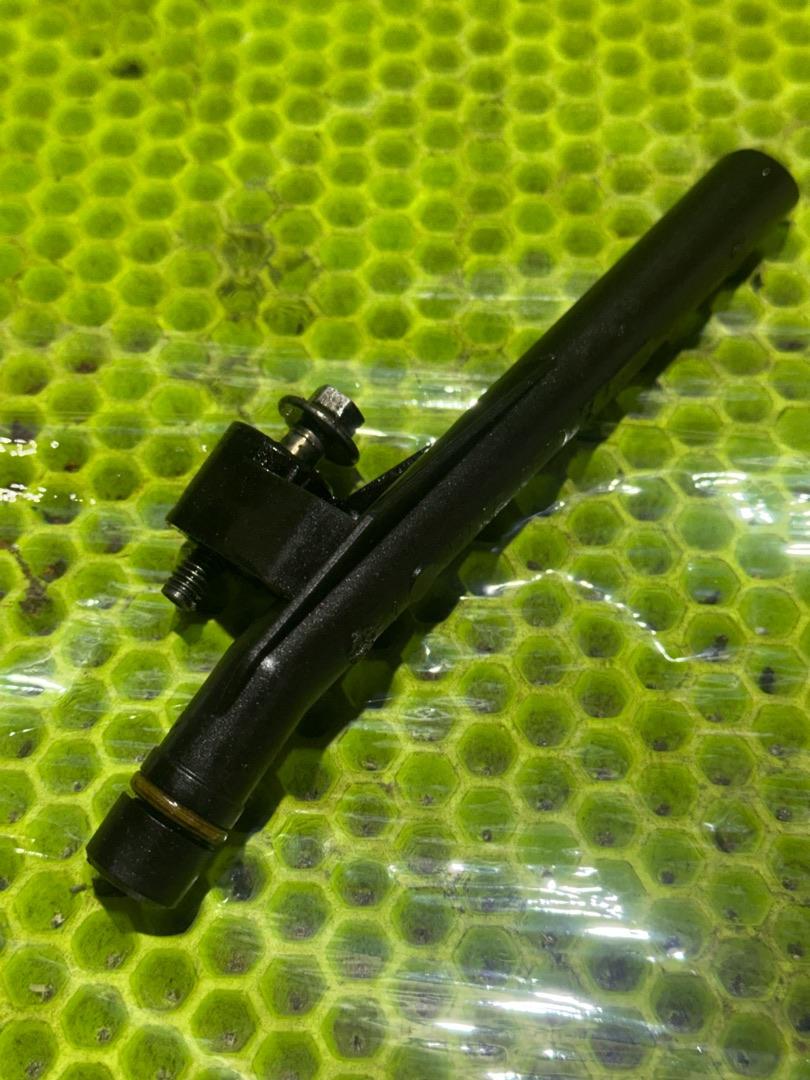 щуп двигателя Volvo V40 2 поколение 2012, 1.6 л., D 4162 T, дизель, 9685411480 - фото №1