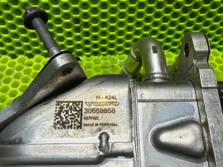 охладитель EGR / Радиатор EGR Volvo XC60 2 поколение 2021, 2.0 л., дизель, 30668658
