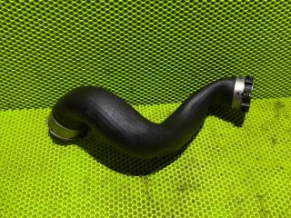 патрубок интеркулера Mercedes-Benz C-Класс W204 [рестайлинг] 2015, 1.8 л., бензин, 2045282582